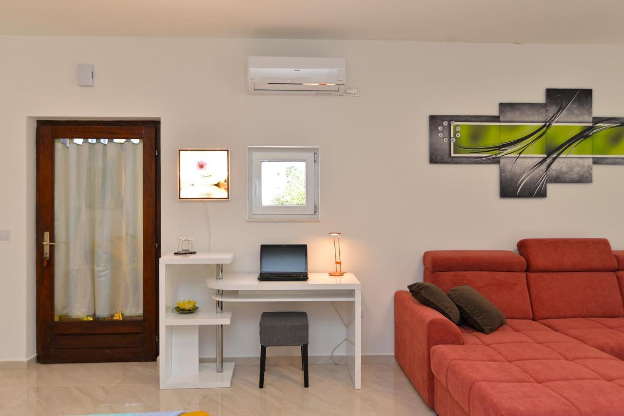 פאז'אנה Apartments Mala Vala 925 - Adapted מראה חיצוני תמונה